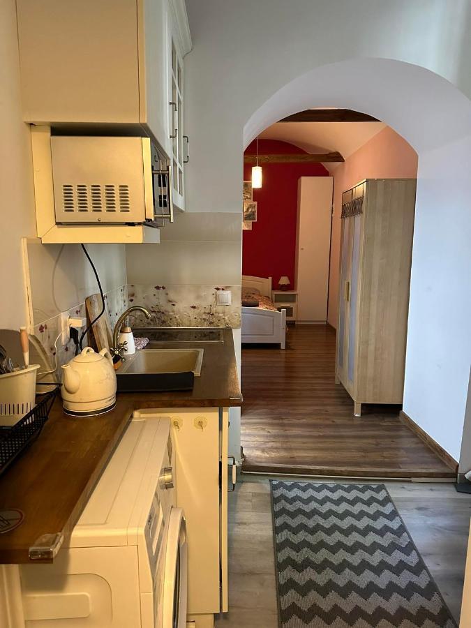 City Centre Apartment Wielopole Cracóvia Exterior foto